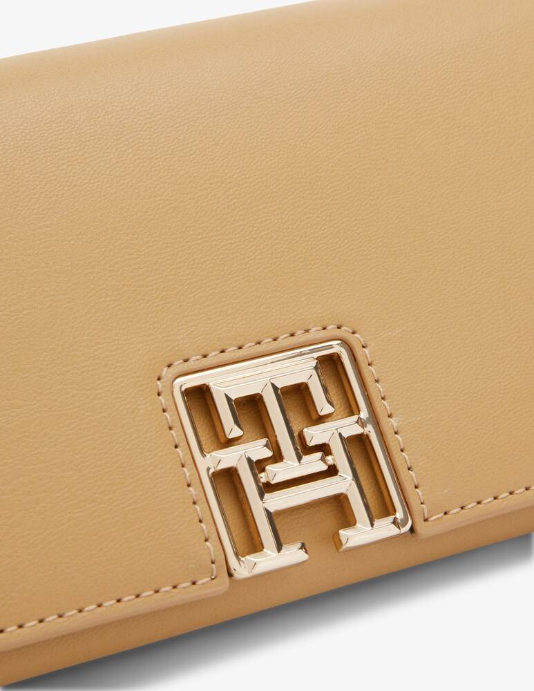 Tommy Hilfiger Borsa A Spalla Grande Th Reset Con Catena