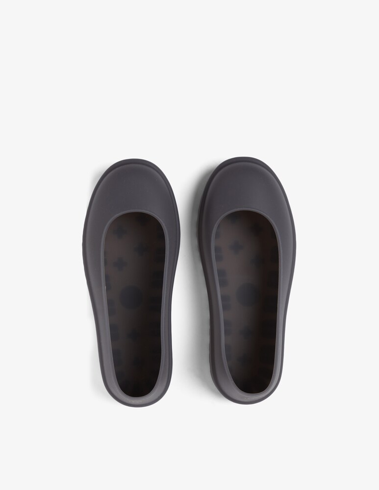 UGG UGG Guard