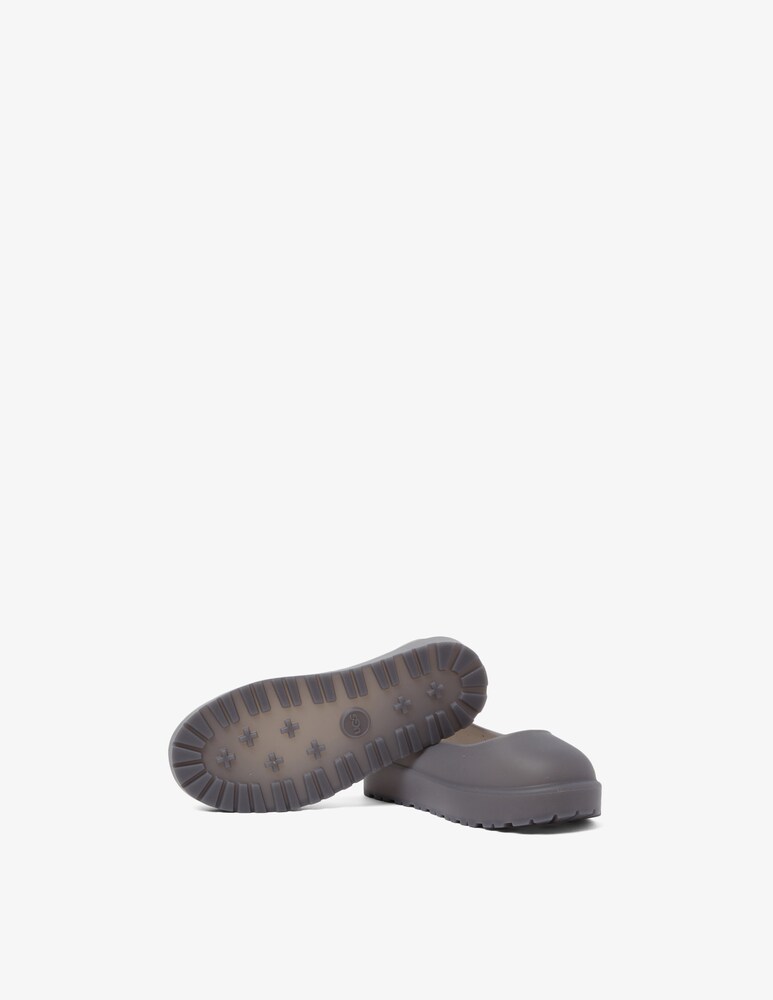 UGG UGG Guard