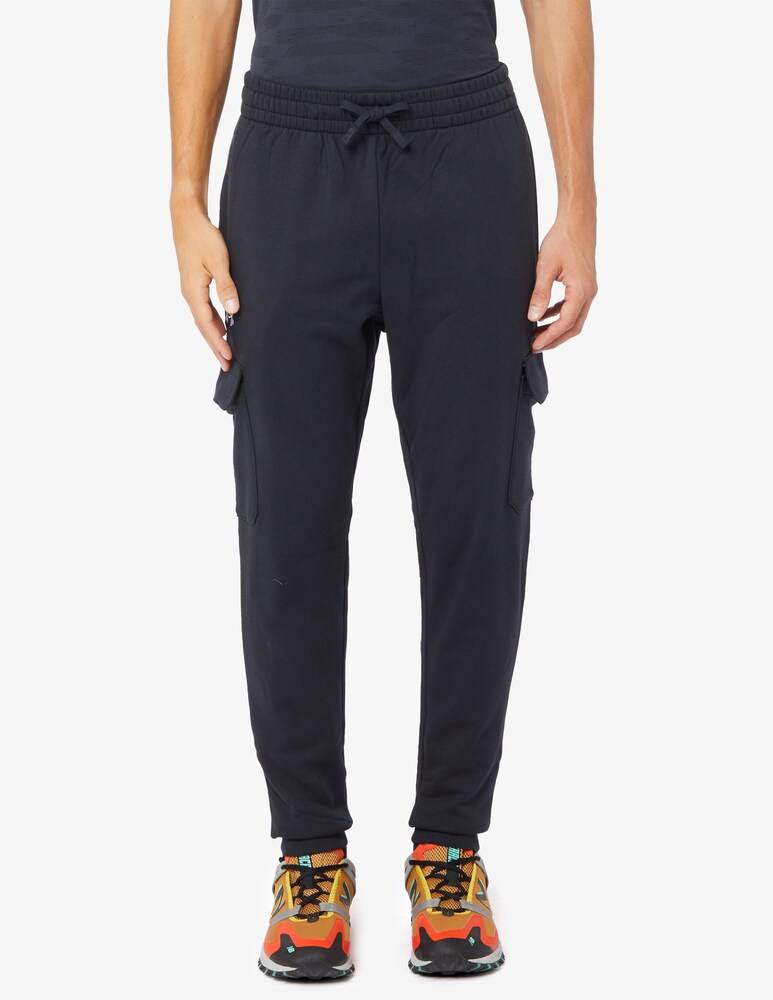 Under Armour Jogger cargo rival in pile