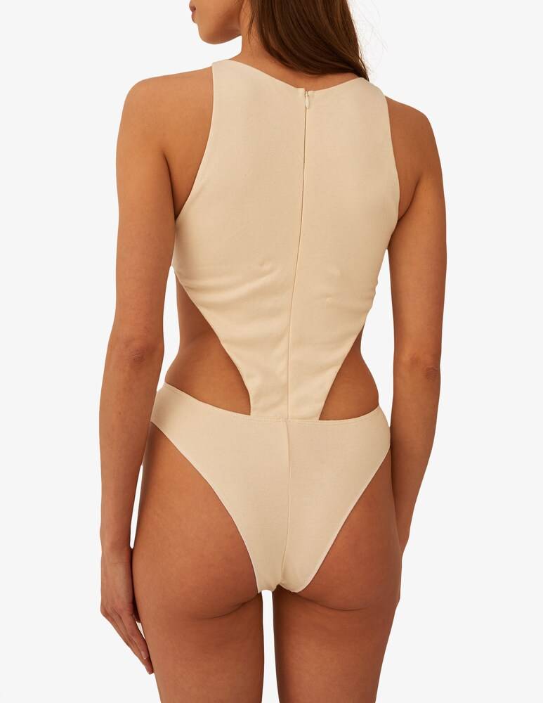 Undress Code Body Naked Instinct