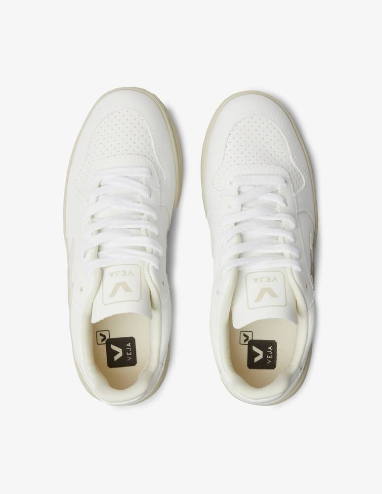 Veja Sneakers V10