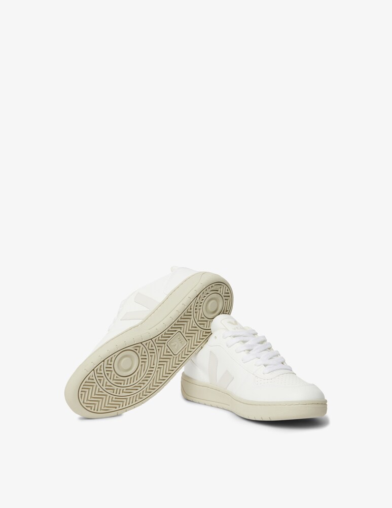 Veja Sneakers V10