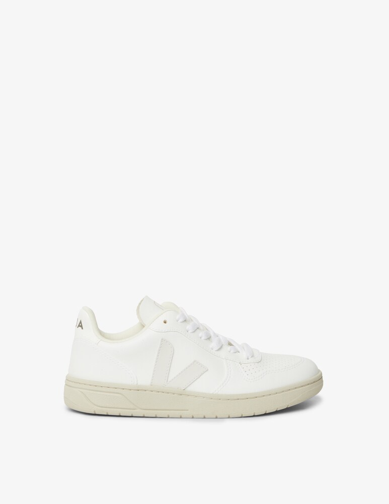 Veja Sneakers V10