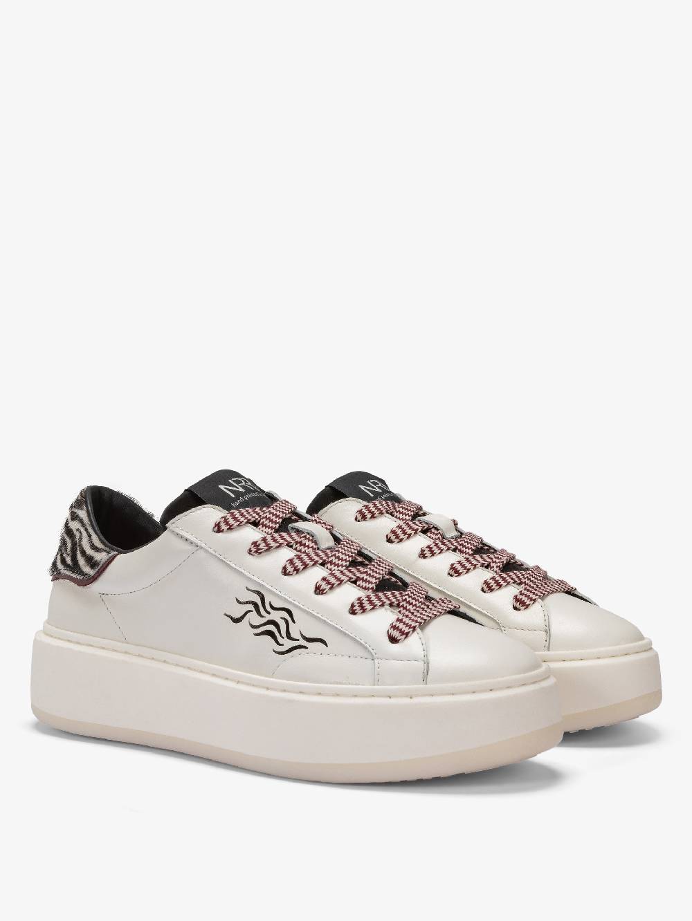 Nira Rubens METROPOLITAN WONDERFUL WHITE-WAVES