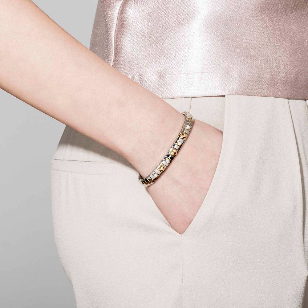 Nomination Bracciale Estensibile Con 3 Cuori In Oro E Pietre