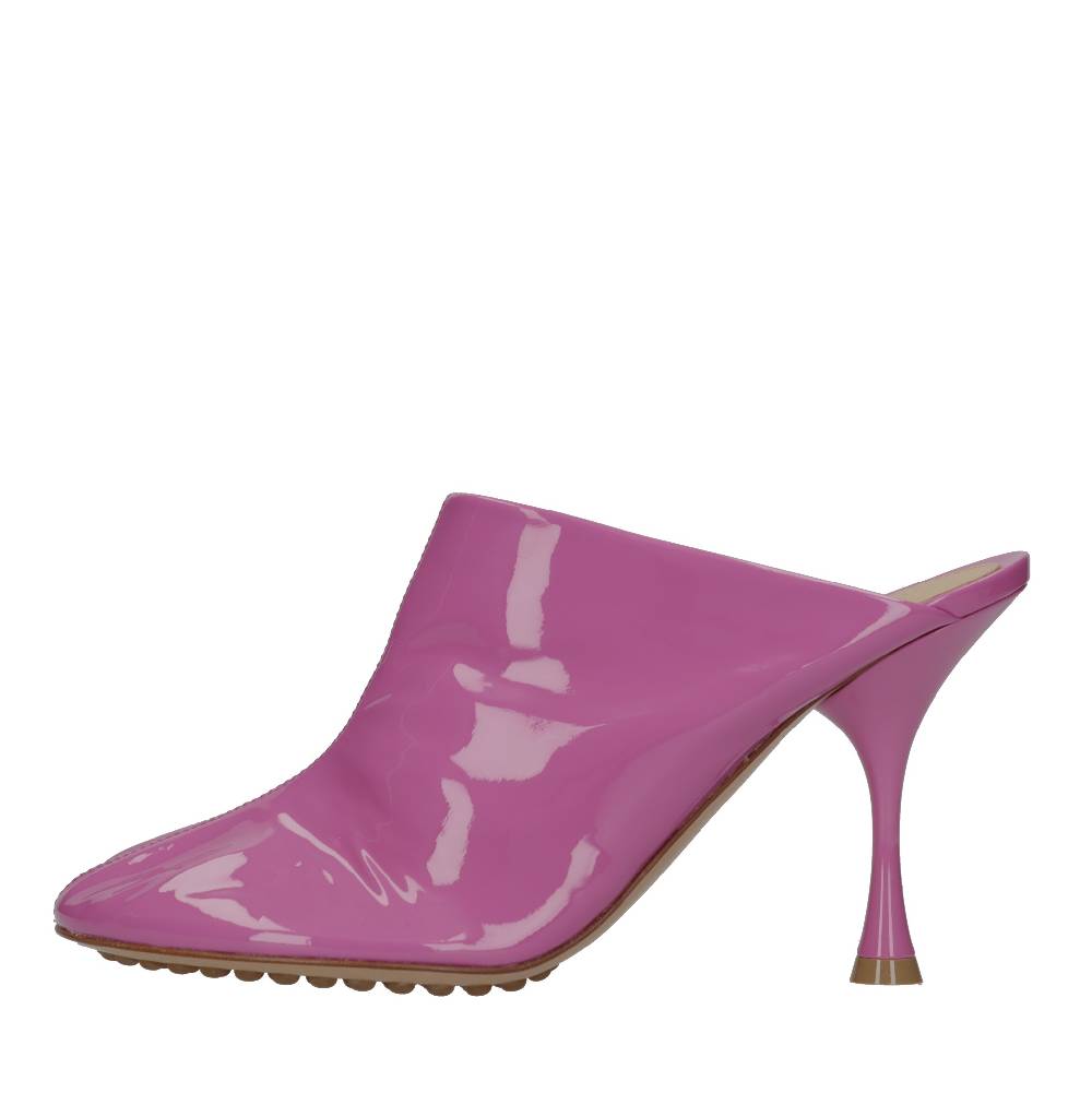 BOTTEGA VENETA Mules in pelle lucida