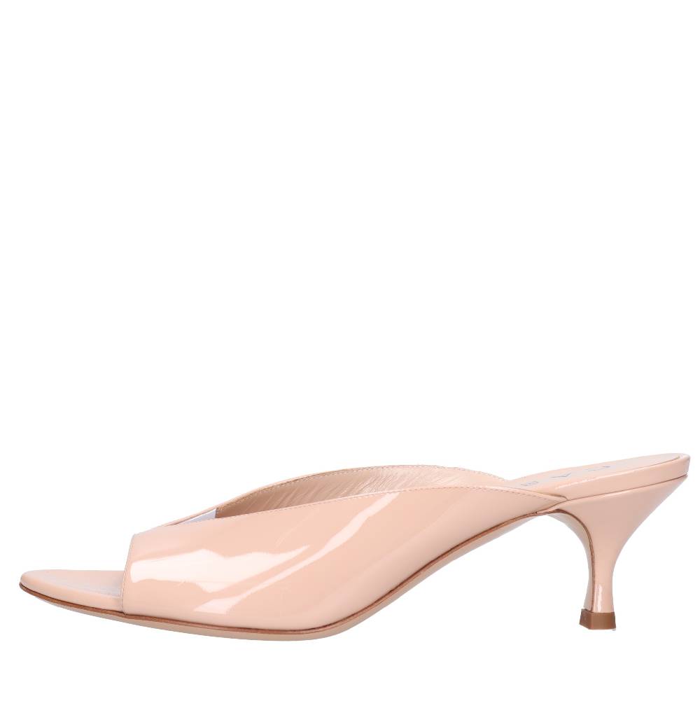 CASADEI Mules in vernice