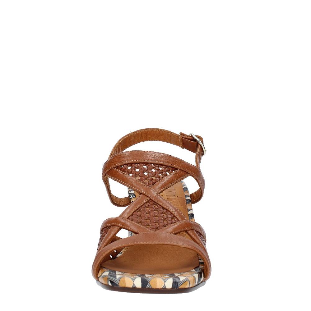 CHIE MIHARA Sandali Modello PANTE In Pelle