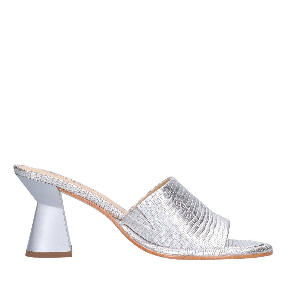 EMANUELLE VEE Mules In Pelle