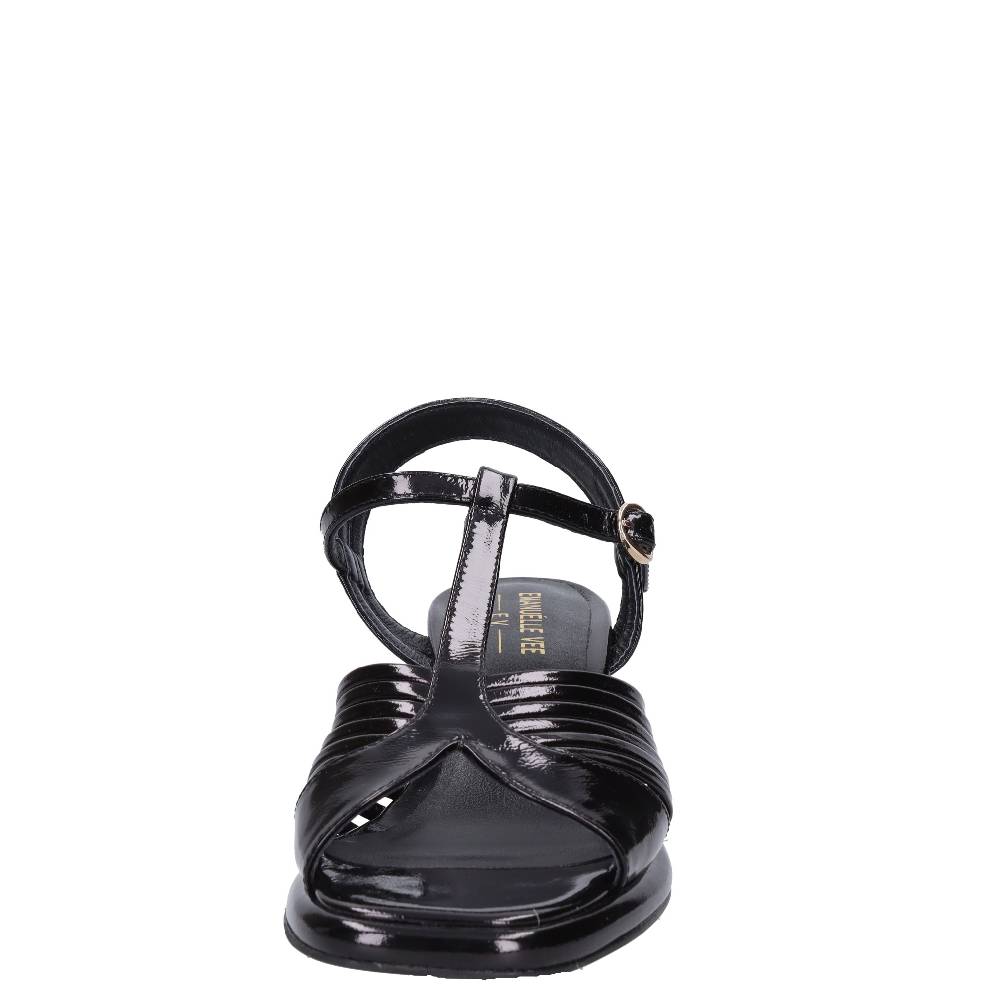 EMANUELLE VEE Sandali In Vernice