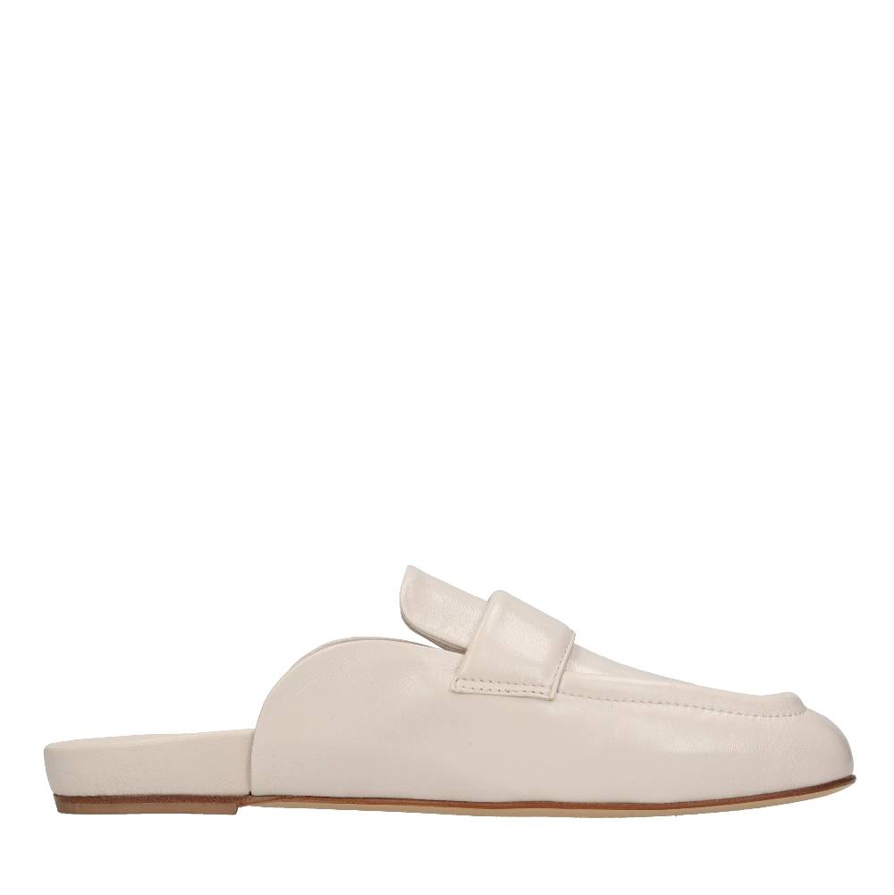 HALMANERA Sabot In Pelle