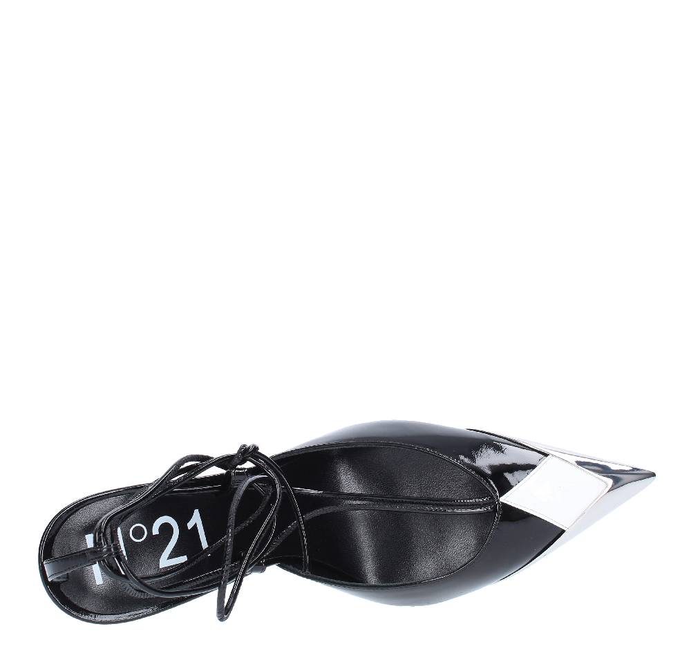 N°21 Décolleté Modello 22ICPXNV14033 In Vernice