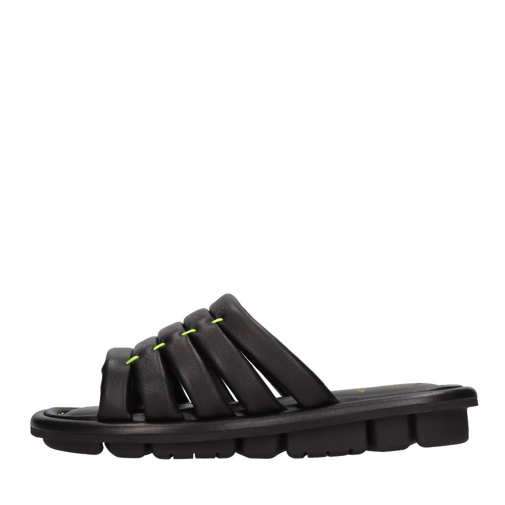 OA NON-FASHION Mules in pelle