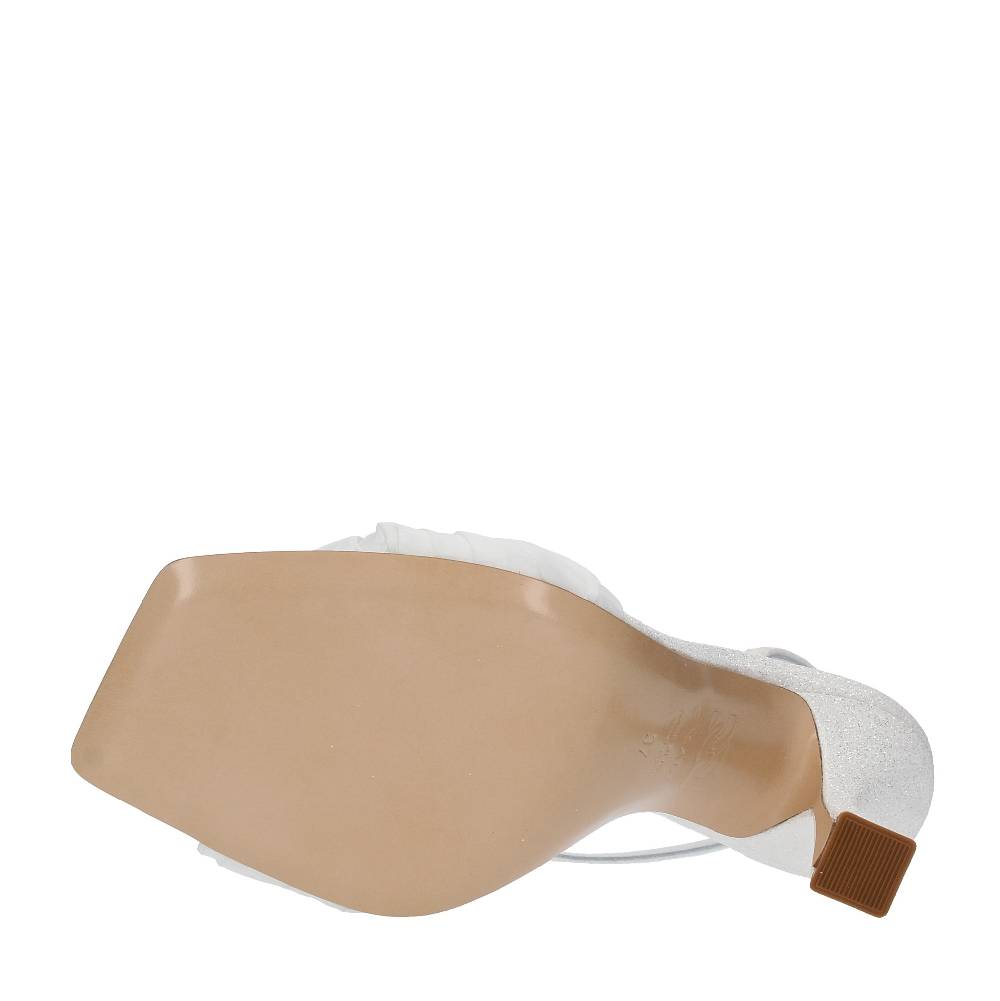 CASADEI Sandali CASADEI Modello GERALDINE HELEN In Tessuto Glitter Bianco + Milk