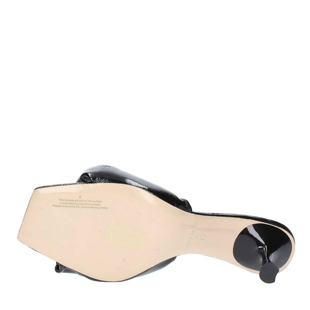 STUDIO AMELIA Mules In Pelle