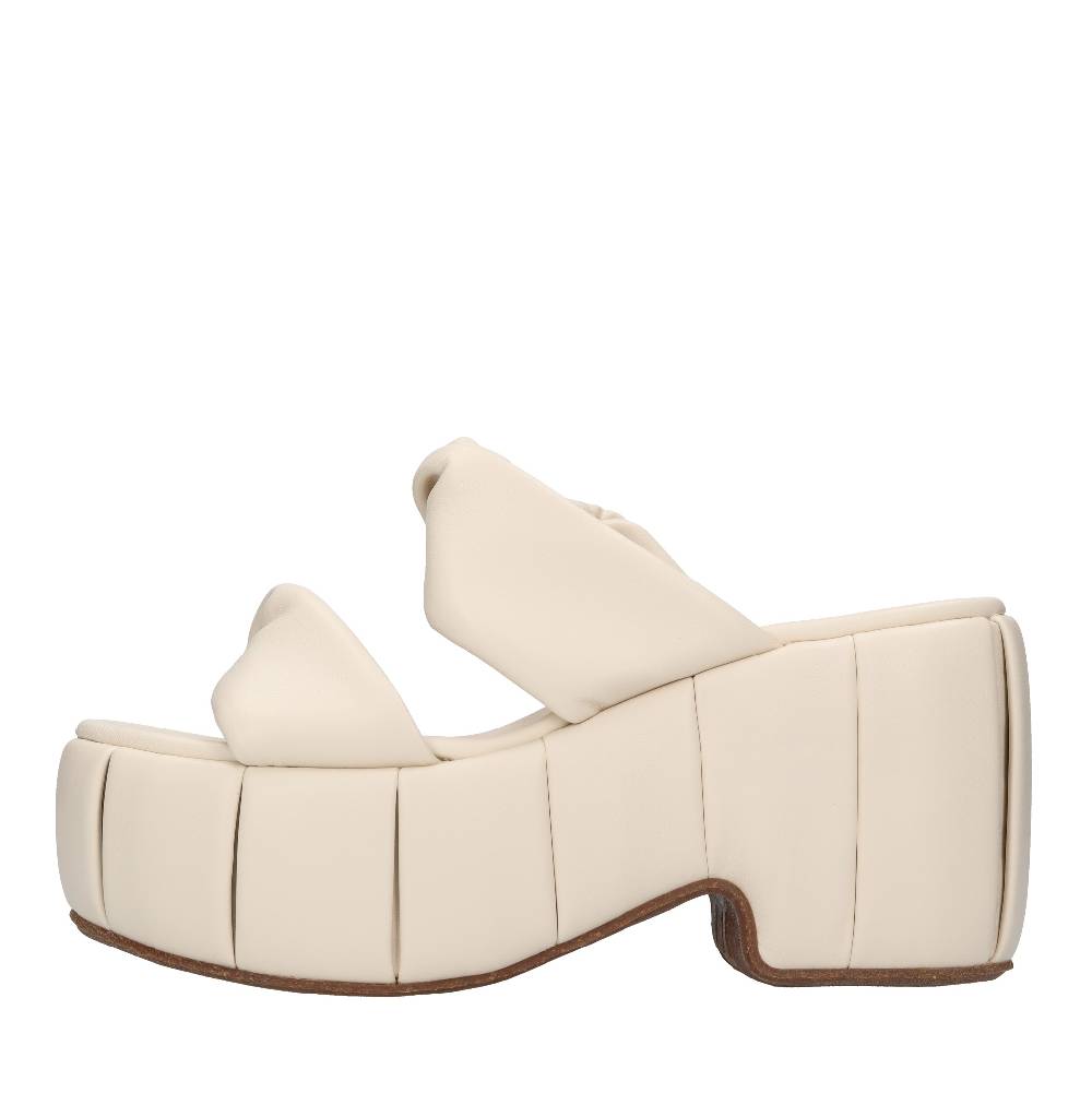 THEMOIRE Mules in tessuto vegano