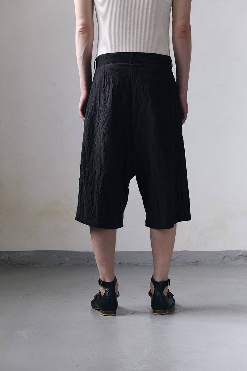 Nostrasantissima Bermuda Over