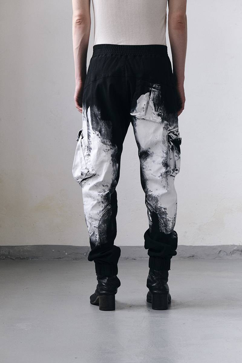 Nostrasantissima Cargo Paint