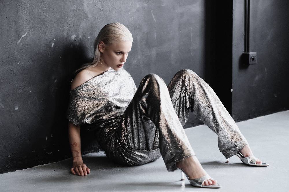 Nostrasantissima PANTALONI PAILLETTES