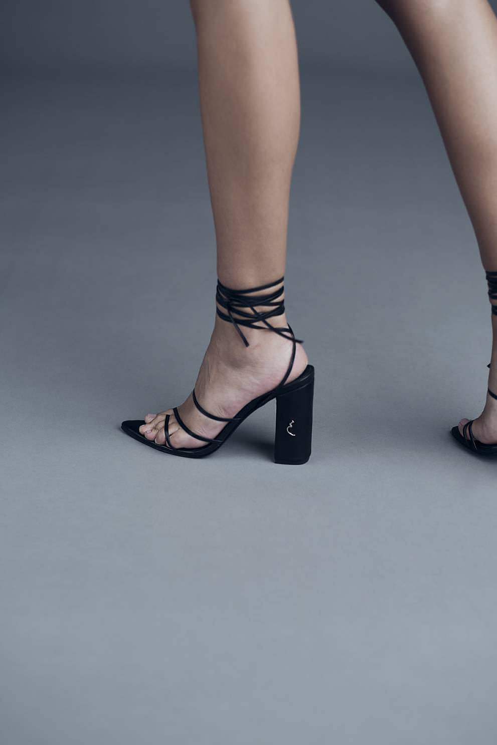 Nostrasantissima Tacco Grosso Lacci