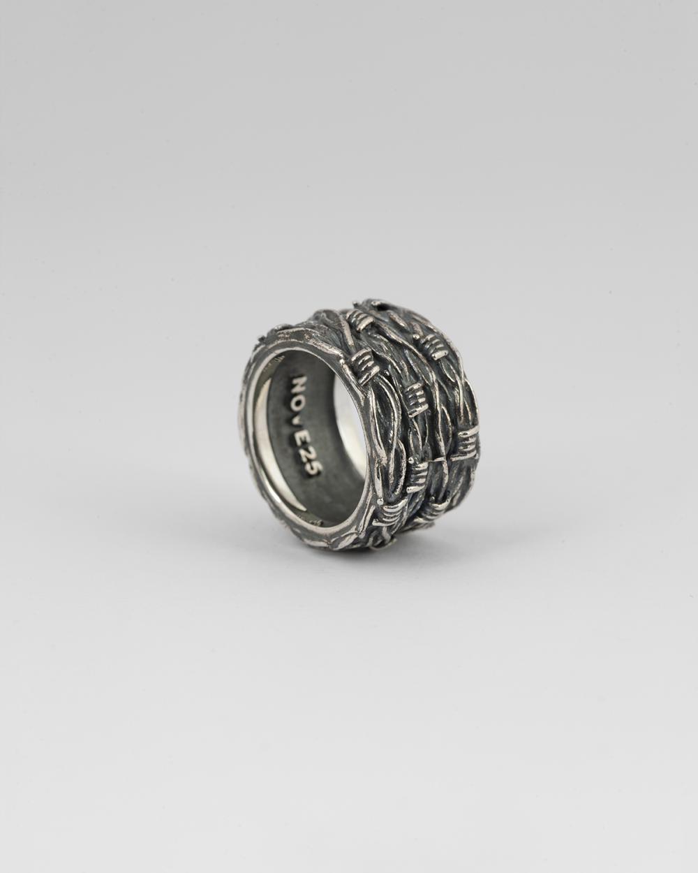 Nove25 ANELLO FASCIA FILO SPINATO