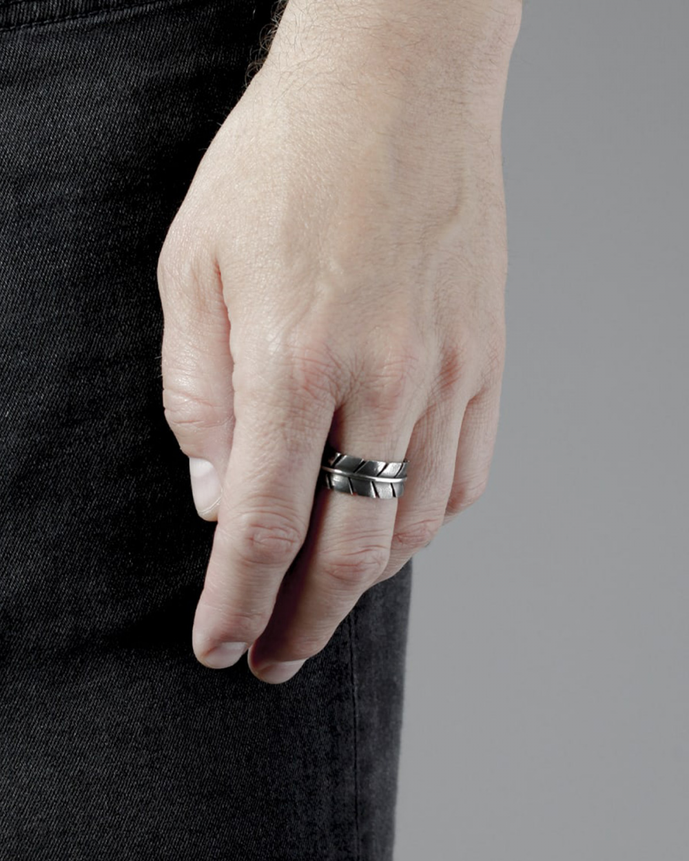 Nove25 ANELLO FASCIA PENNA AQUILA NATIVE