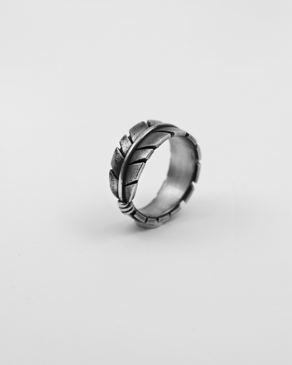 Nove25 ANELLO FASCIA PENNA AQUILA NATIVE