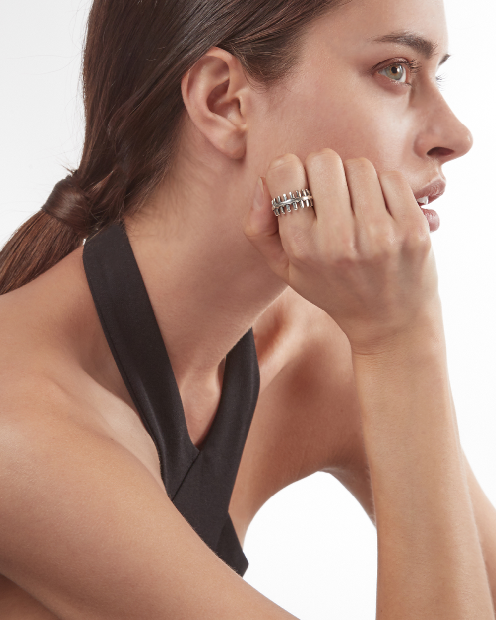 Nove25 ANELLO FEDE OSSEUS IN ARGENTO