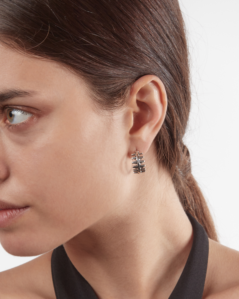 Nove25 ORECCHINO A CERCHIO OSSEUS