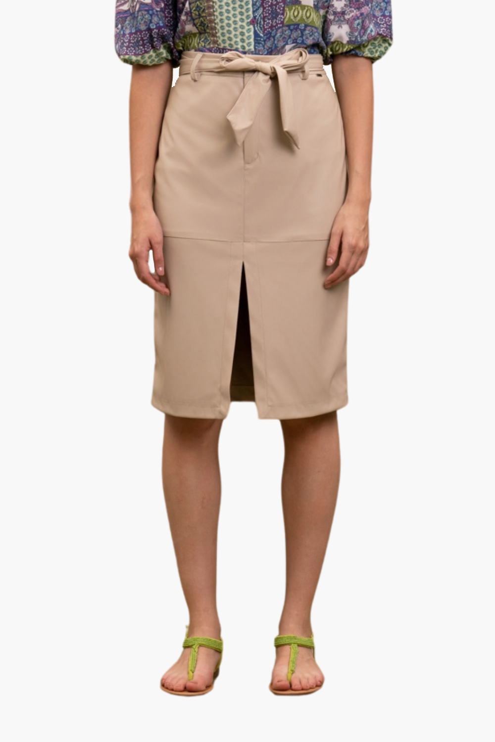 Nualy GONNA CON SPACCO