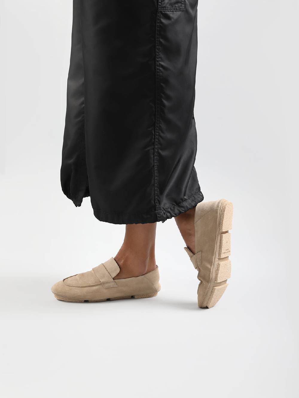 Officine Creative C-SIDE 101 Mocassini In Pelle Scamosciata Avorio