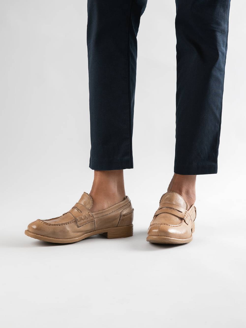 Officine Creative CALIXTE 042 Mocassini Penny Loafer In Pelle Rosa