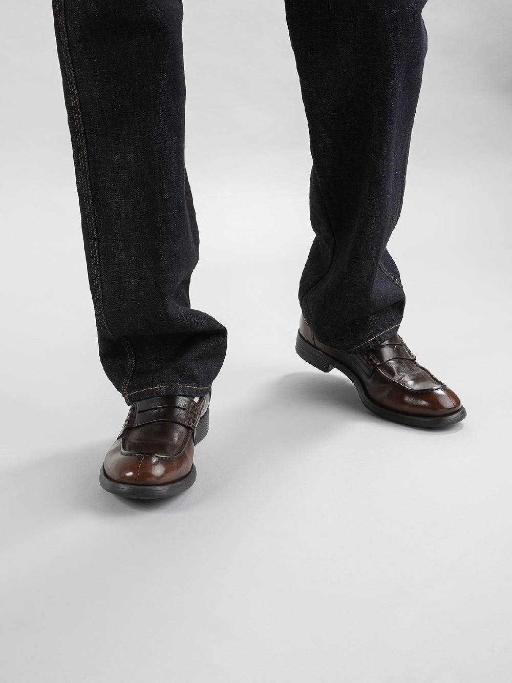 Officine Creative CHRONICLE 056 Mocassini Penny In Pelle Marrone