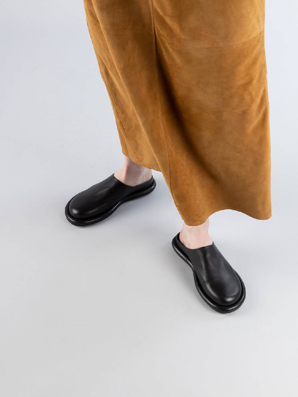 Officine Creative ESTENS 107 Sandali Sabot In Pelle Nera