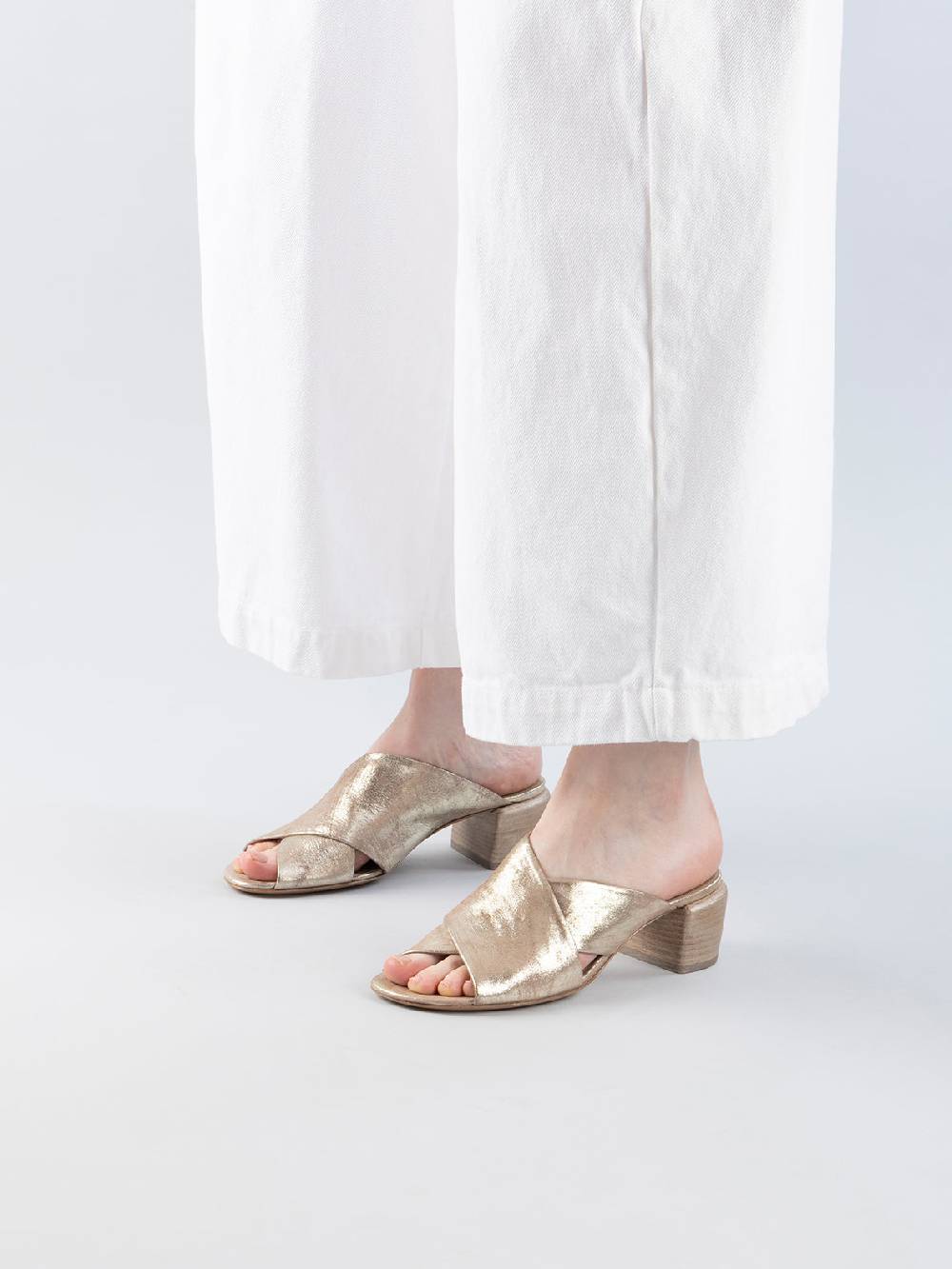 Officine Creative HADRY 007 Sandali Slide In Pelle Tortora