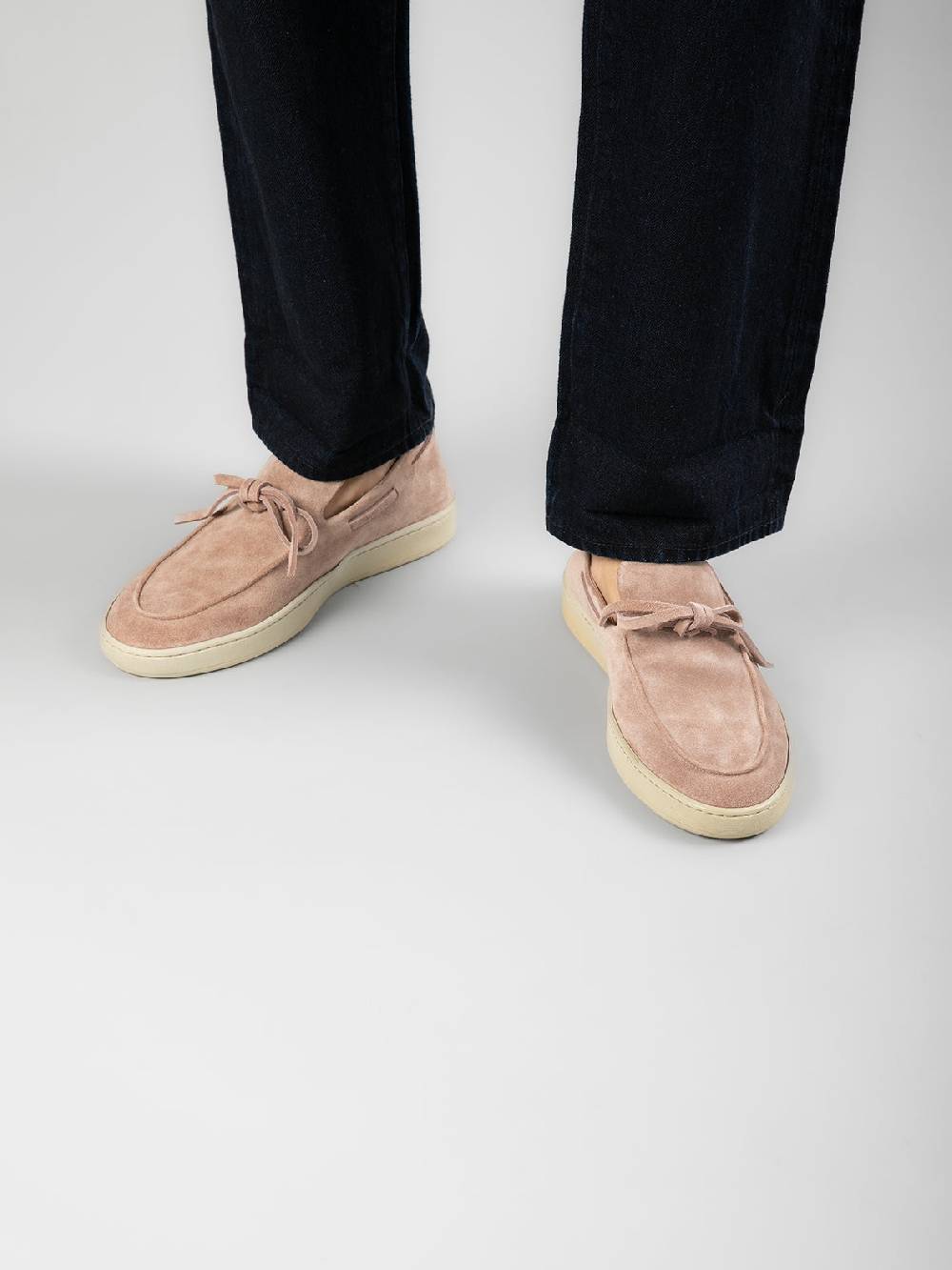 Officine Creative HERBIE 003 Mocassini Da Barca In Pelle Scamosciata Grigia