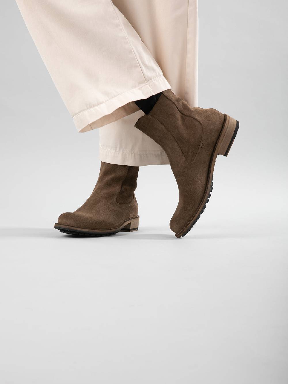 Officine Creative LEGRAND 229 Stivali Zip In Camoscio Marrone