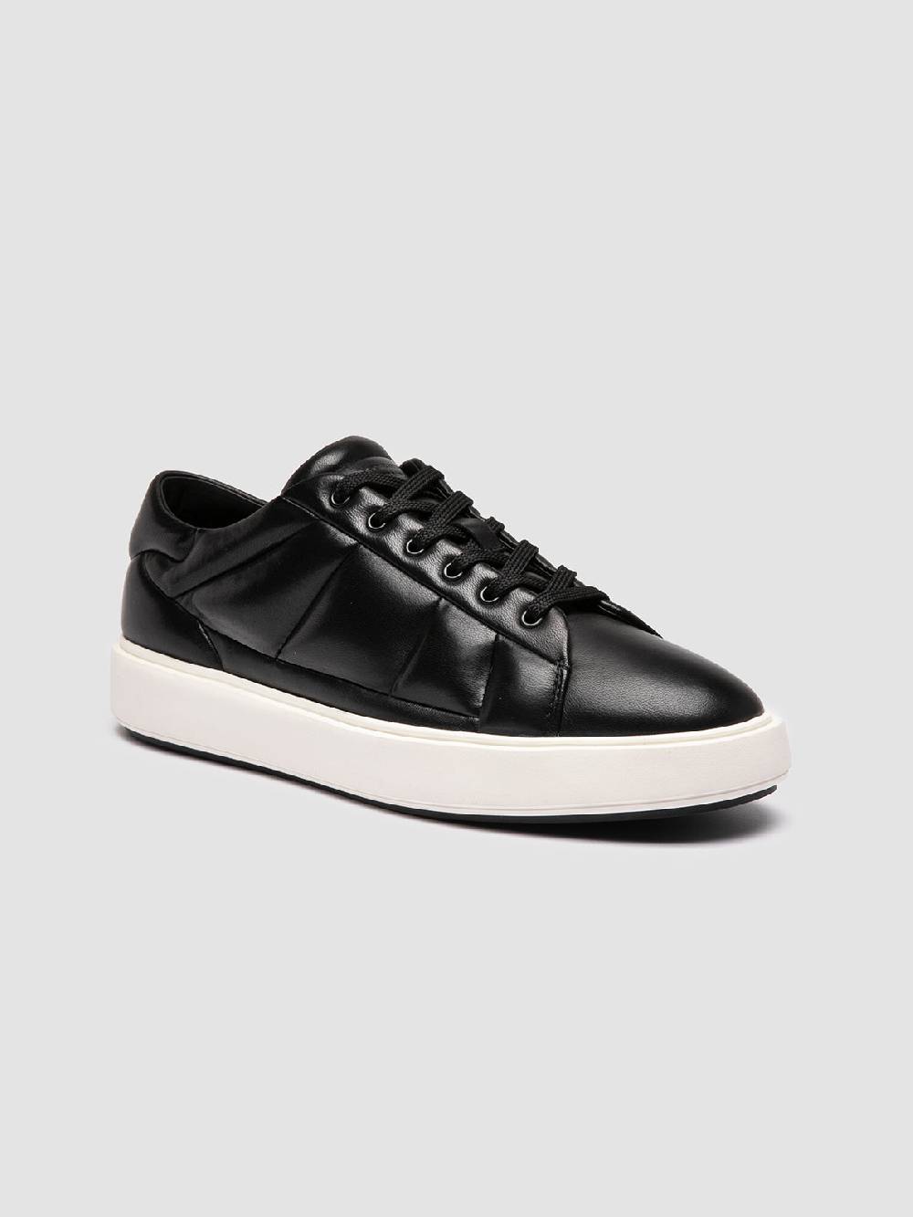 Officine Creative LEISURE 001 Sneaker Basse In Pelle Nera