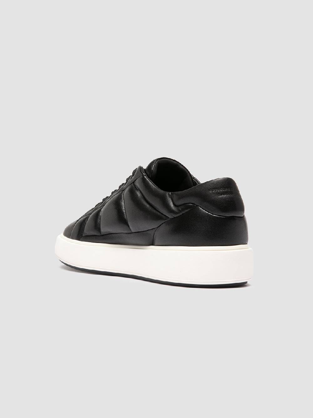 Officine Creative LEISURE 001 Sneaker Basse In Pelle Nera