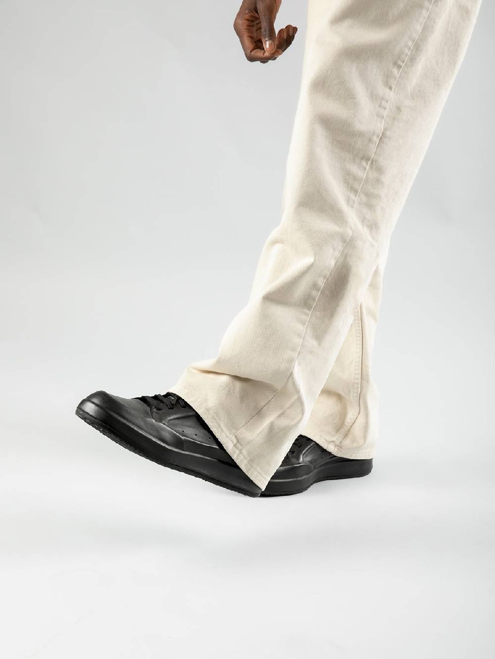 Officine Creative ACE 016 Sneakers In Pelle Nera