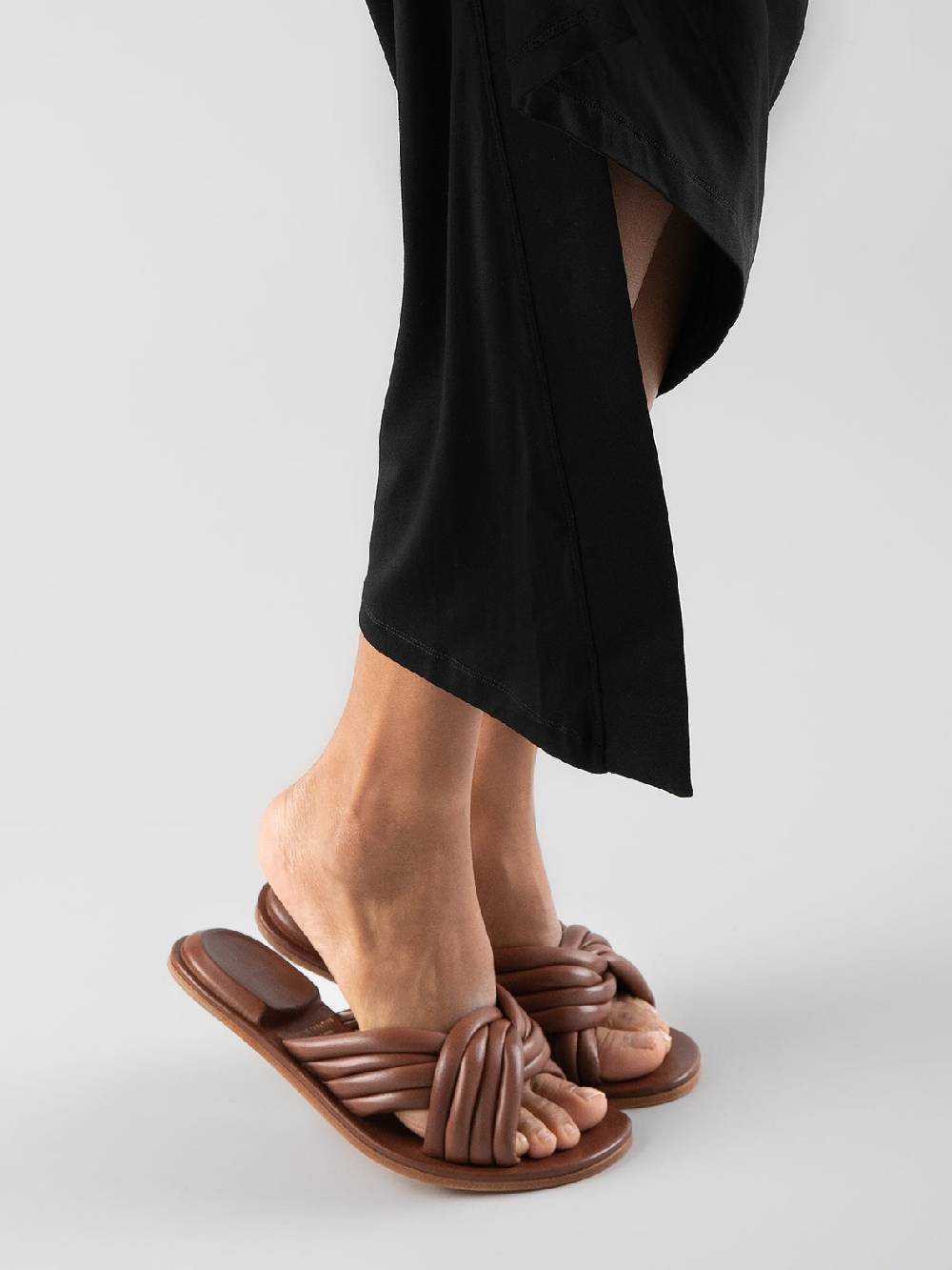 Officine Creative CYBILLE 004 Slide In Pelle Verde