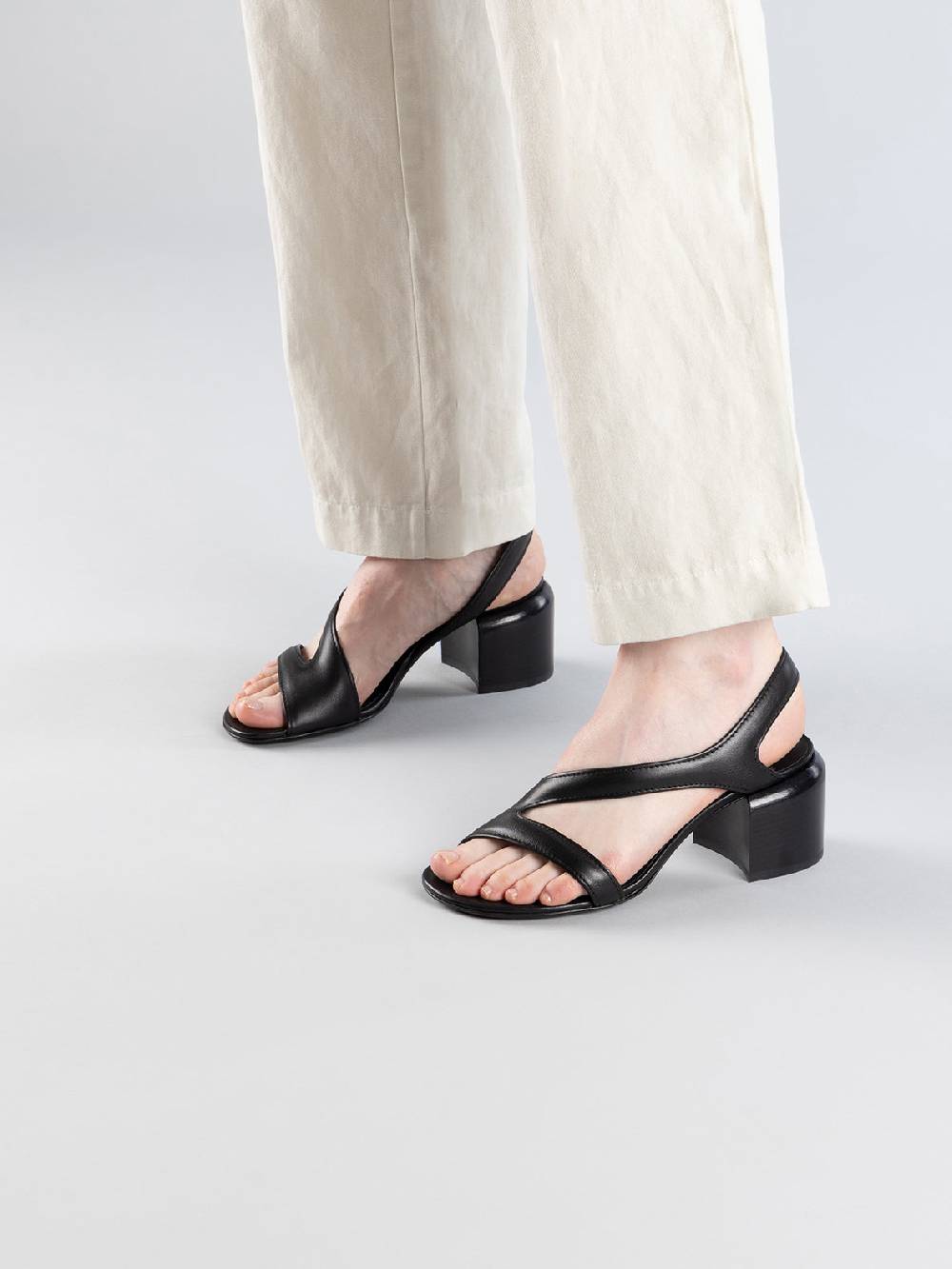 Officine Creative ETHEL 023 Sandali In Pelle Nera