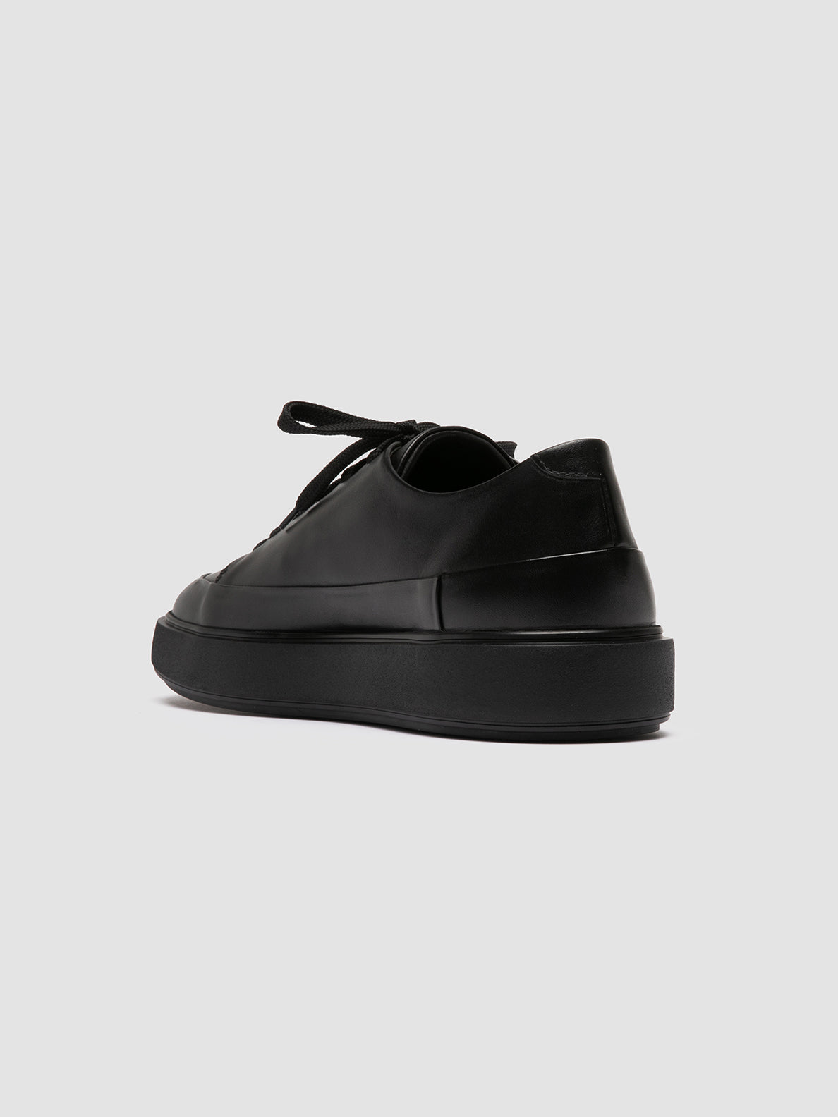 Officine Creative RELEASE 001 Sneaker Basse In Pelle Nera