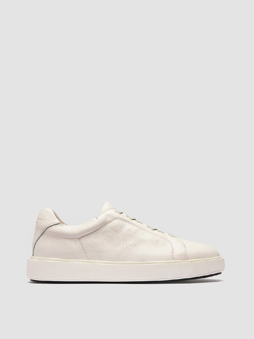 Officine Creative SLOUCH 001 Sneaker Basse in Pelle Bianca