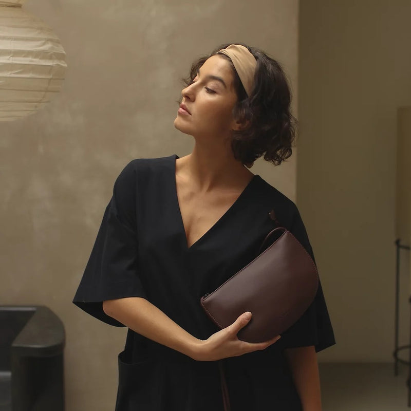 Olive E Miele HALF MOON BAG MOGANO