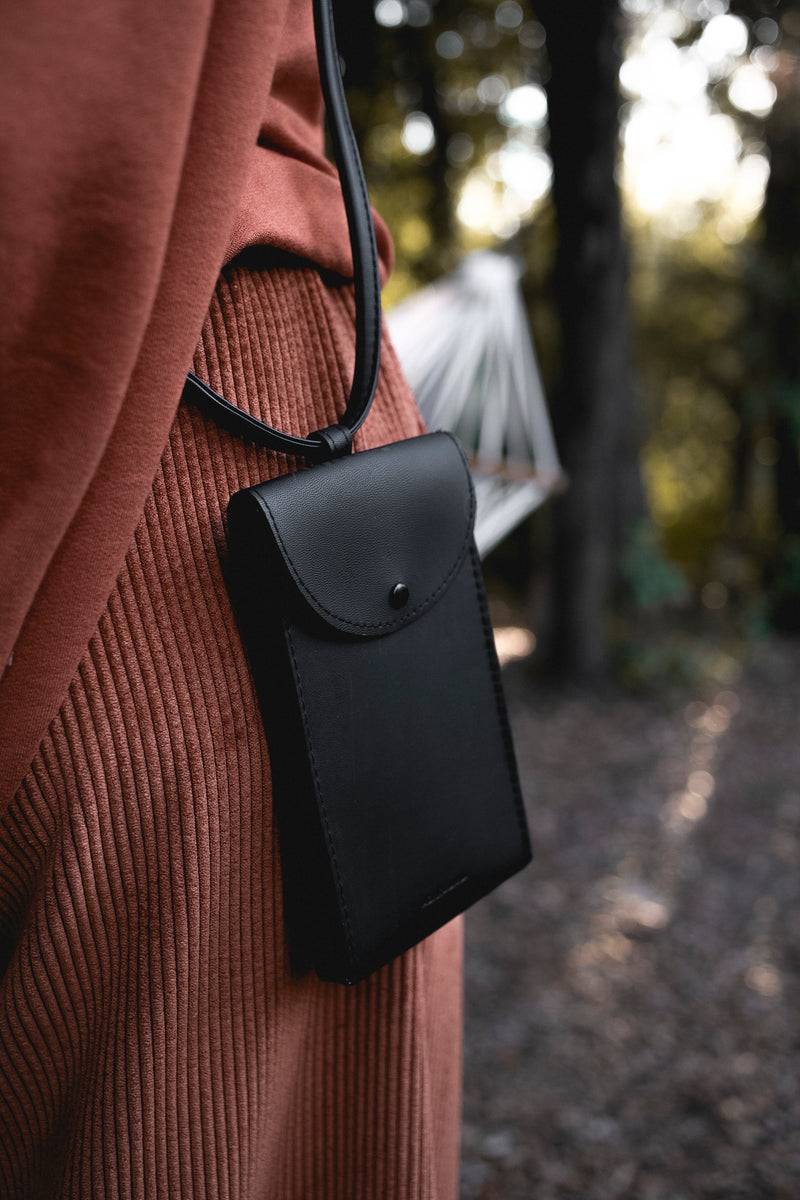 Olive E Miele PHONE POUCH