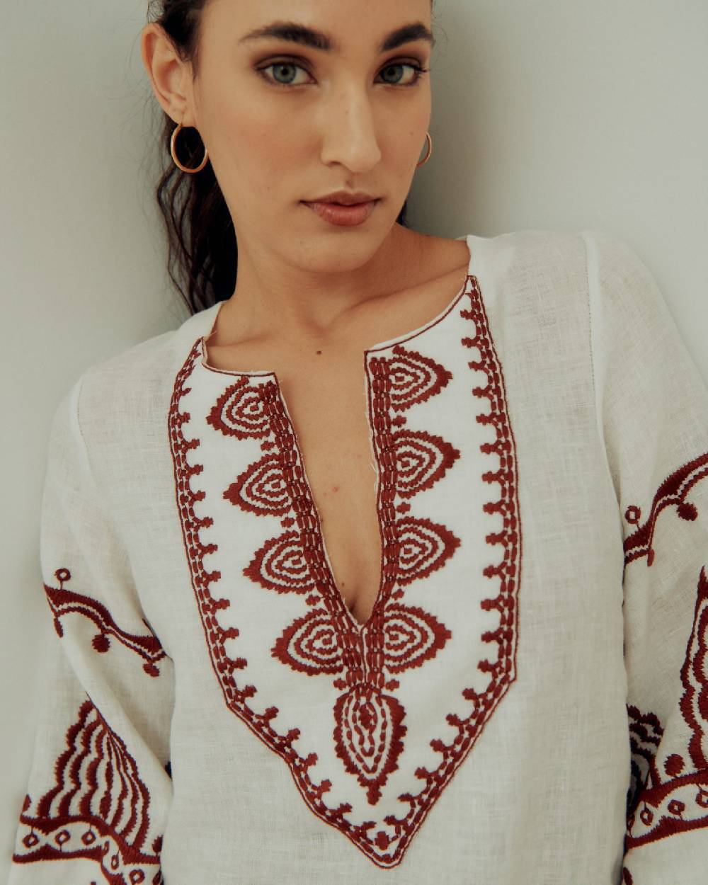 Olivia Gold Abito Corto In Lino Con Ricami