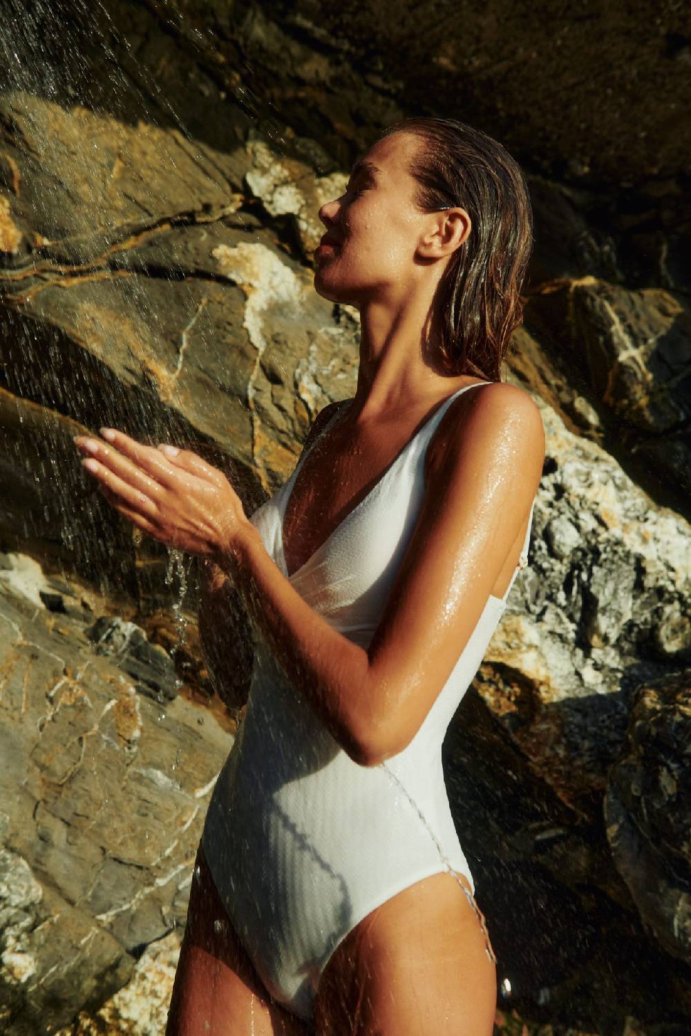 Olivia Gold Intero Olimpionico In Tessuto Operato