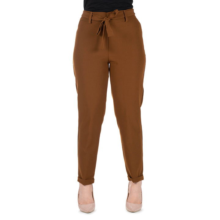 Oltre Tempo Capri Con Elastico Al Dietro E Frisi E Fusciacca Sul Davanti